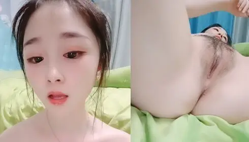 超嫩小可爱主播全裸露出揉搓胸部自摸bb！